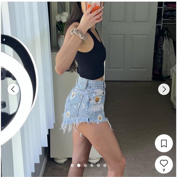 Vintage 90s Levi’s women denim shorts size 31 LF Furst of a Kind Hand-Distressed - Picture 1 of 15